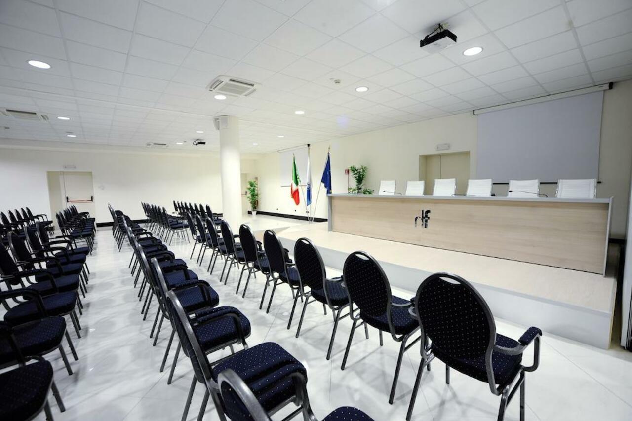 Hotel Fiera Di Бреша Екстериор снимка
