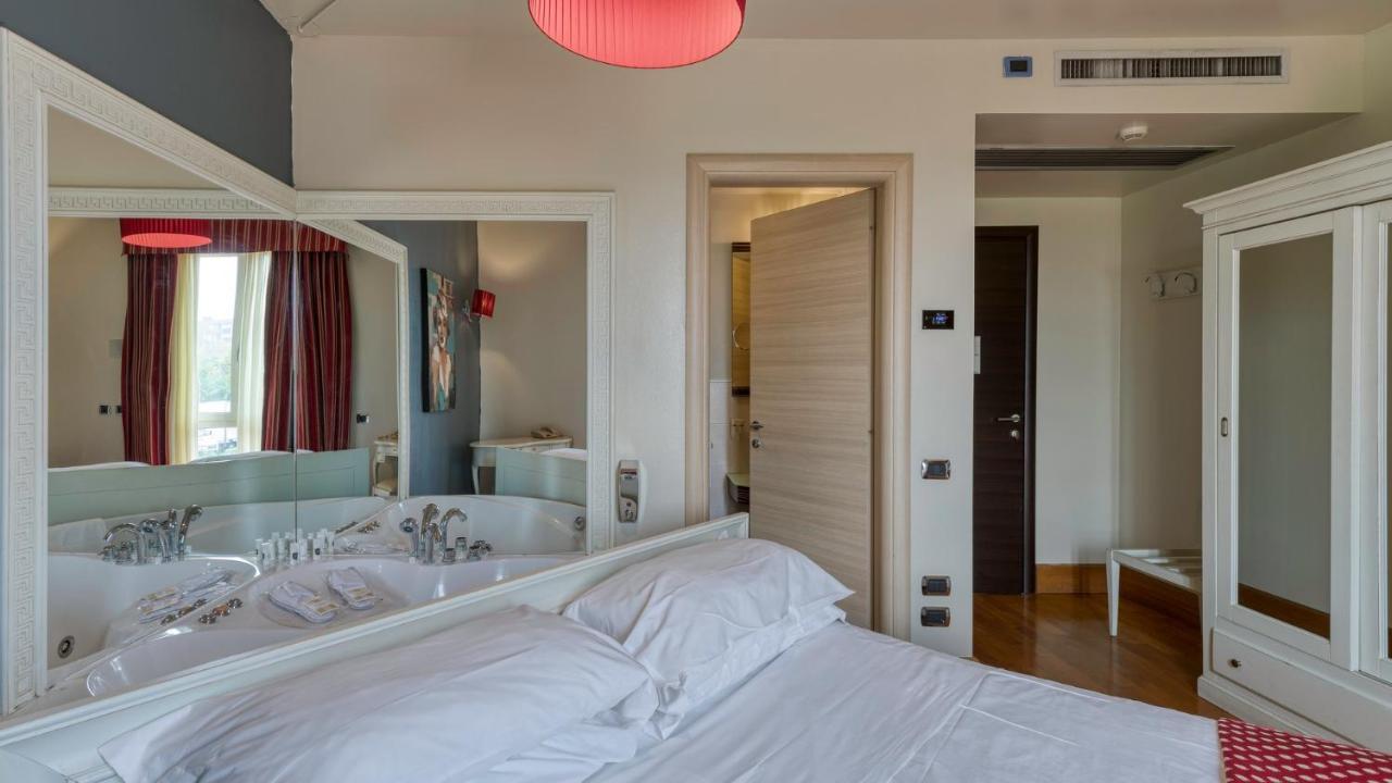 Hotel Fiera Di Бреша Екстериор снимка