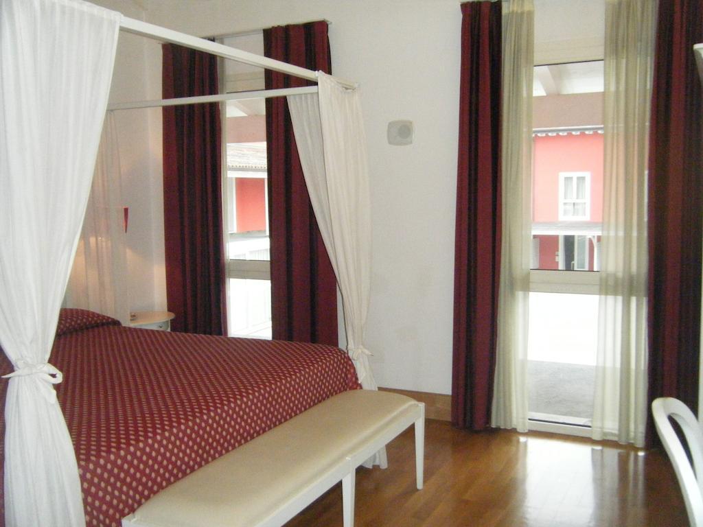 Hotel Fiera Di Бреша Екстериор снимка